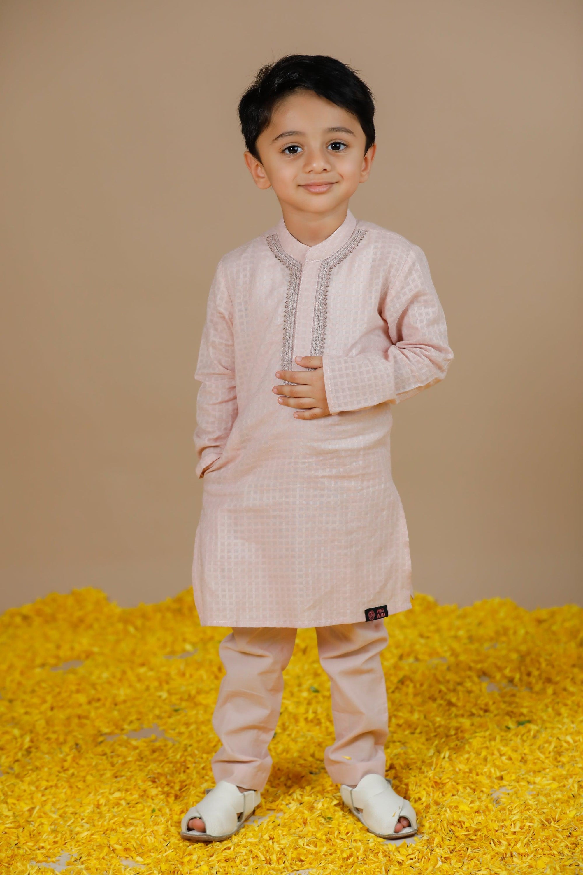 Boy's Powder Pink Hand Embroidered Cotton Kurta Set - Swati Golyan